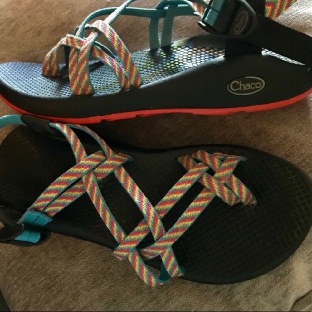 chaco shoes